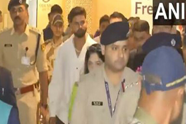 Axar, Hardik, Iyer, Jadeja, Varun return home following victorious CT 2025 campaign