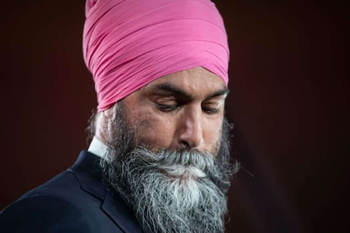 Inside the NDP's last-ditch efforts to save Jagmeet Singh and his riding