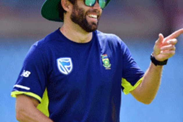 Former Protea McKenzie defends under-fire Bangladesh batsmen