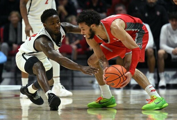 Jaelen House drops season-high 29, leads New Mexico past No. 23 SDSU