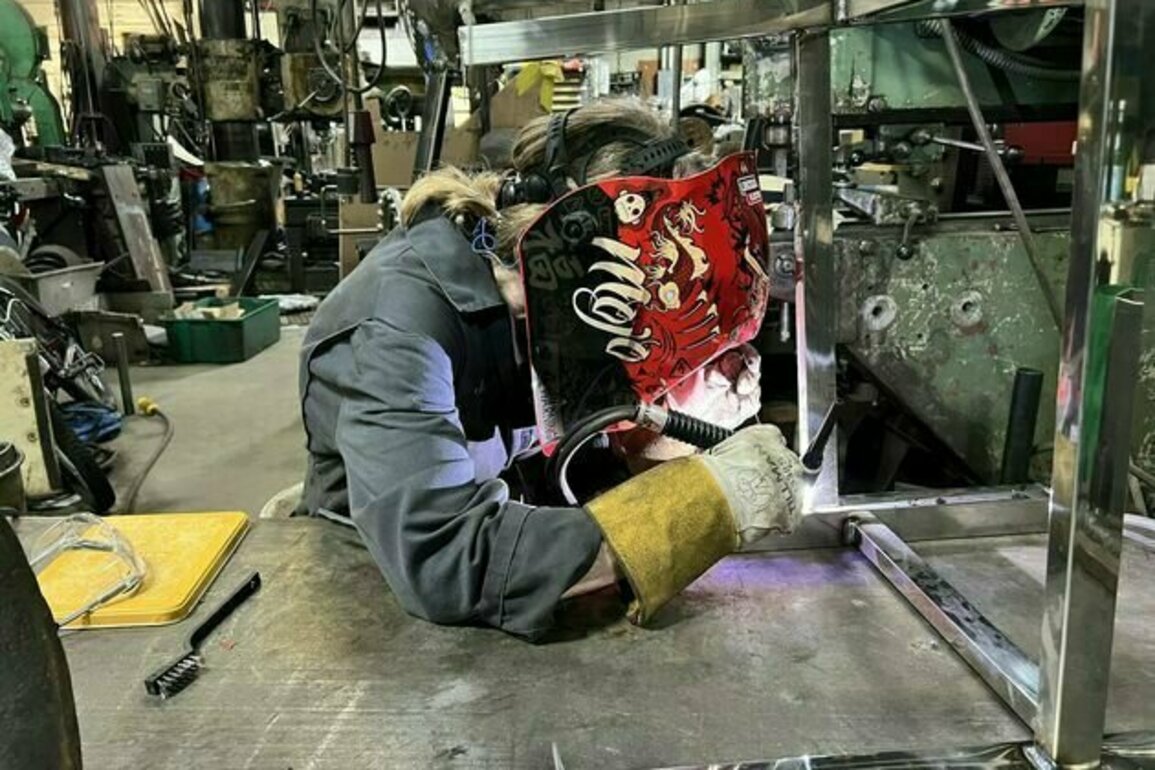 4 decades after the landmark book 'Alone in a Crowd,' women in the trades still battle bias - a professor-turned-welder reflects