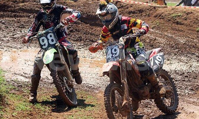 Fatuh dares Jojo in Motocross at Garuga Fatuh dares Jojo in Motocross at Garuga