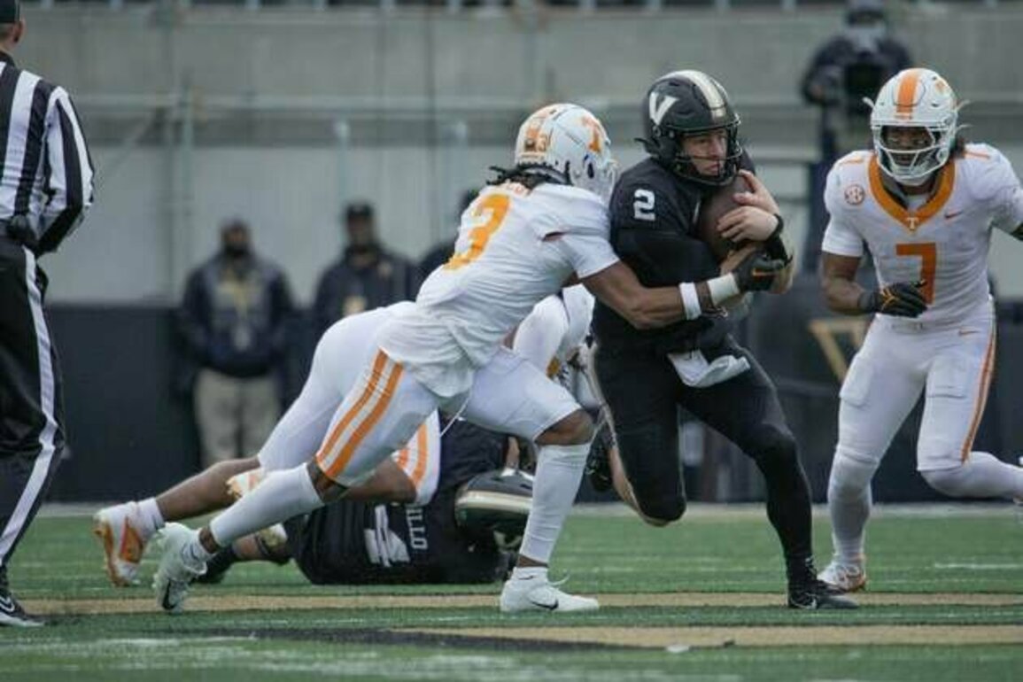 Report: Tennessee still without top two corners vs. Georgia