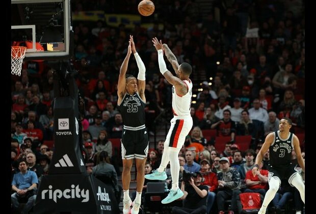 Blazers' Damian Lillard takes aim at ranking for career 3-pointers