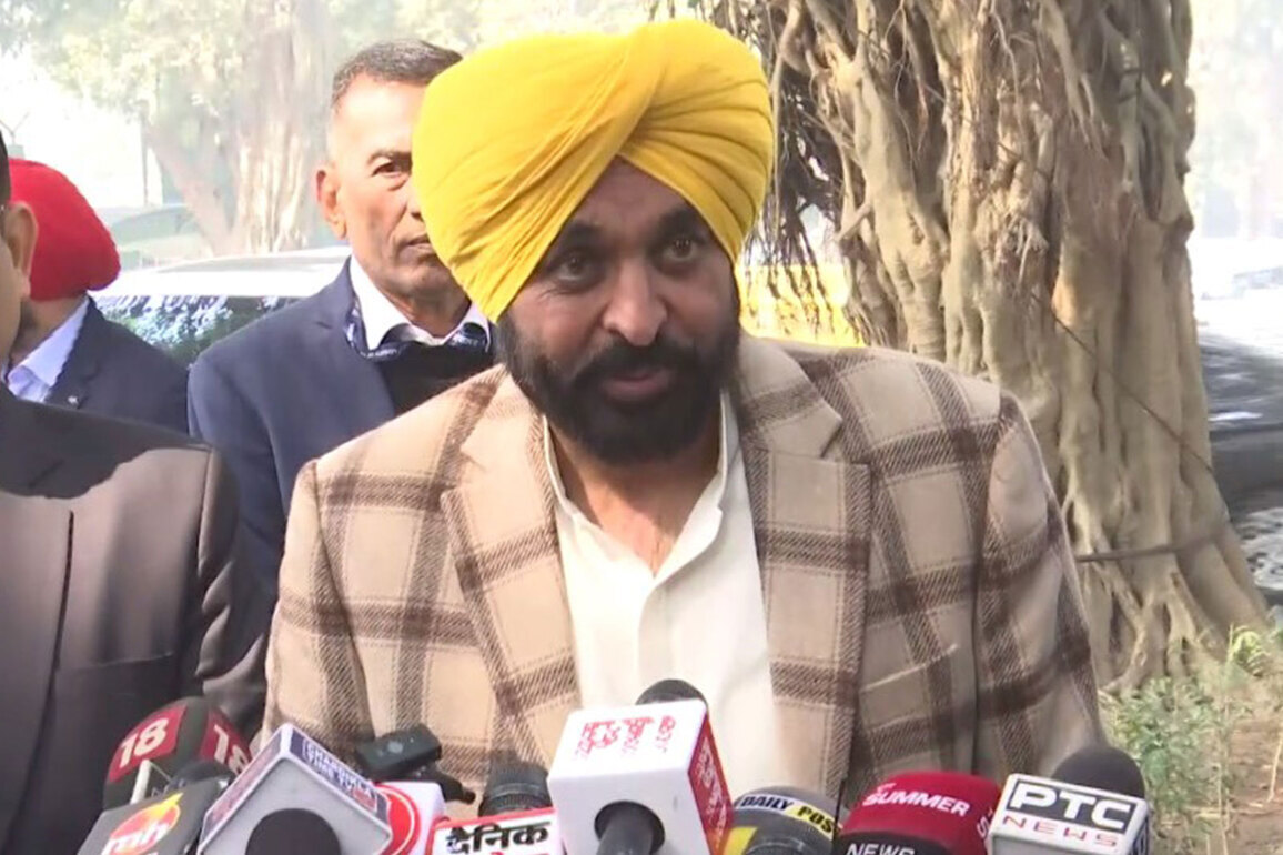 Punjab govt suspends two senior IAS officers