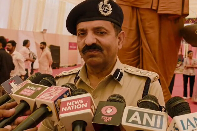 Tragedy in Khandwa: 2 dead, 3 injured in crash over alleged 'love angle'