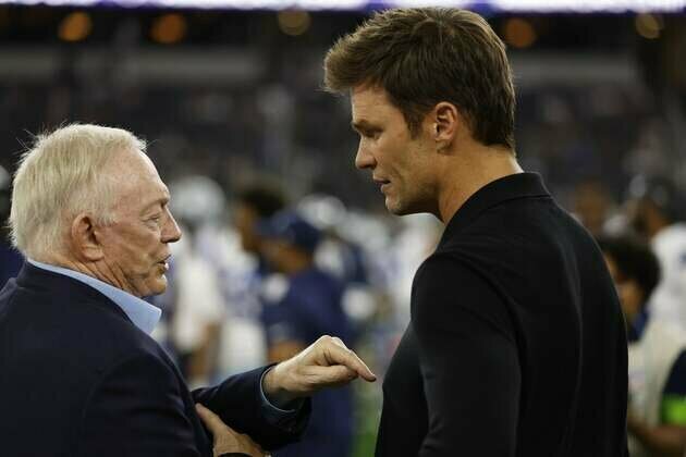 Raiders coach Pete Carroll confirms Tom Brady in regular contact