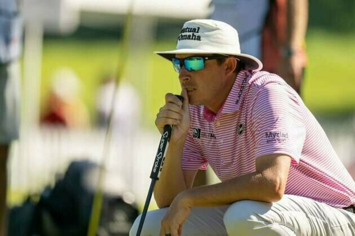 Joel Dahmen splits from longtime caddie Geno Bonnalie