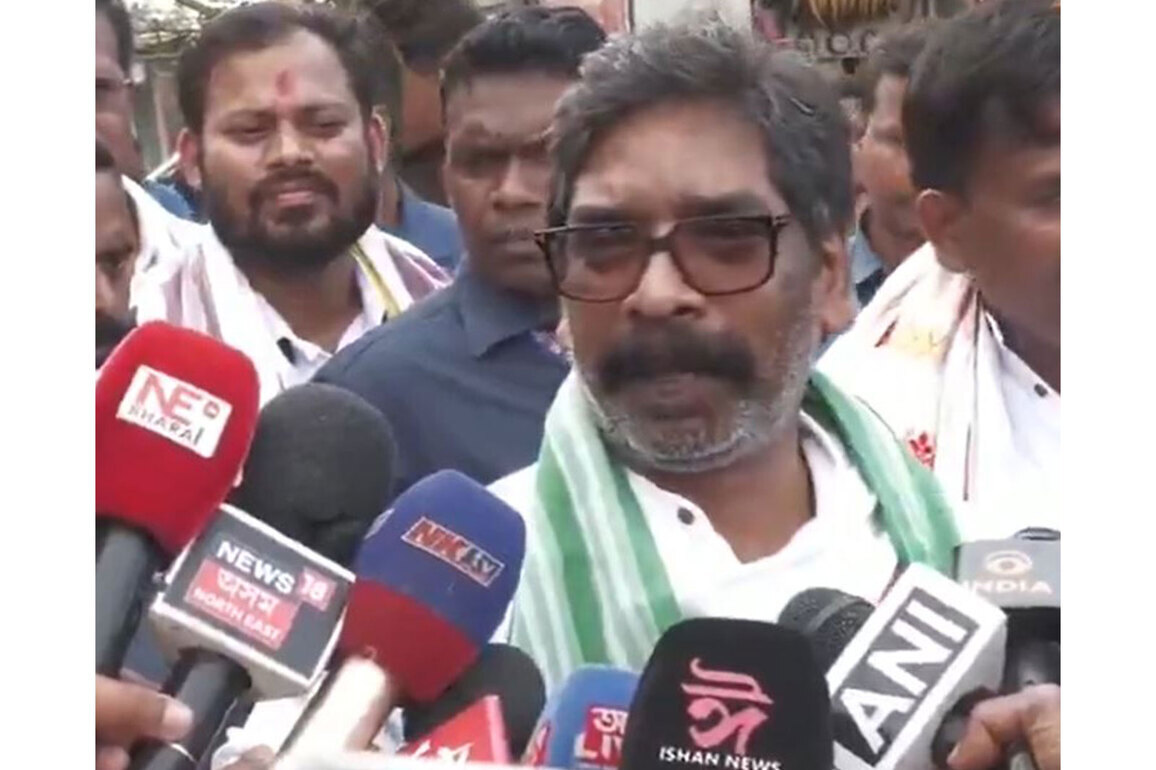 Assam polls: "What is condition of labourers in tea gardens"? asks Jharkhand CM
