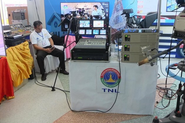 Lao News Consumers Spurn Censored State Media to Look Online, Abroad