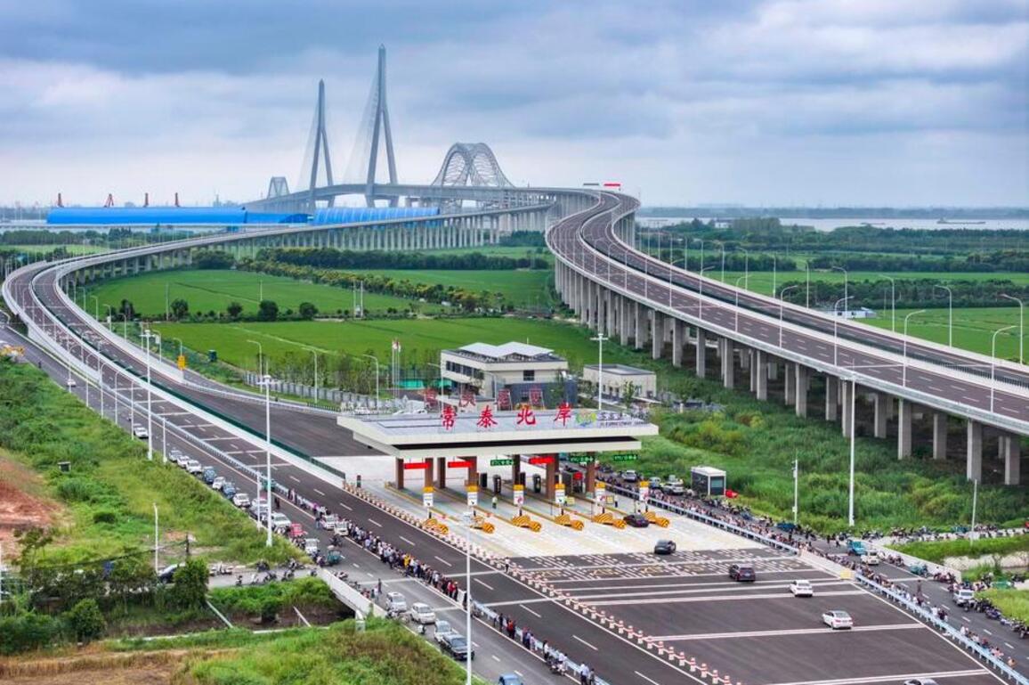China's Yangtze economic belt more than doubles GDP as green growth takes hold over past decade