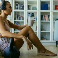 What is creatine? What does the science say about its claims to build muscle and boost brain health?