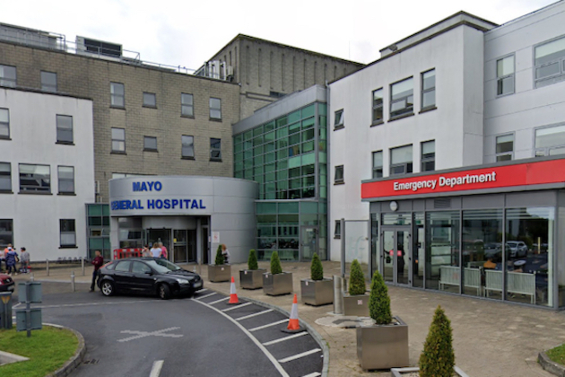 Investigation commenced into death of elderly man in Co Mayo car crash