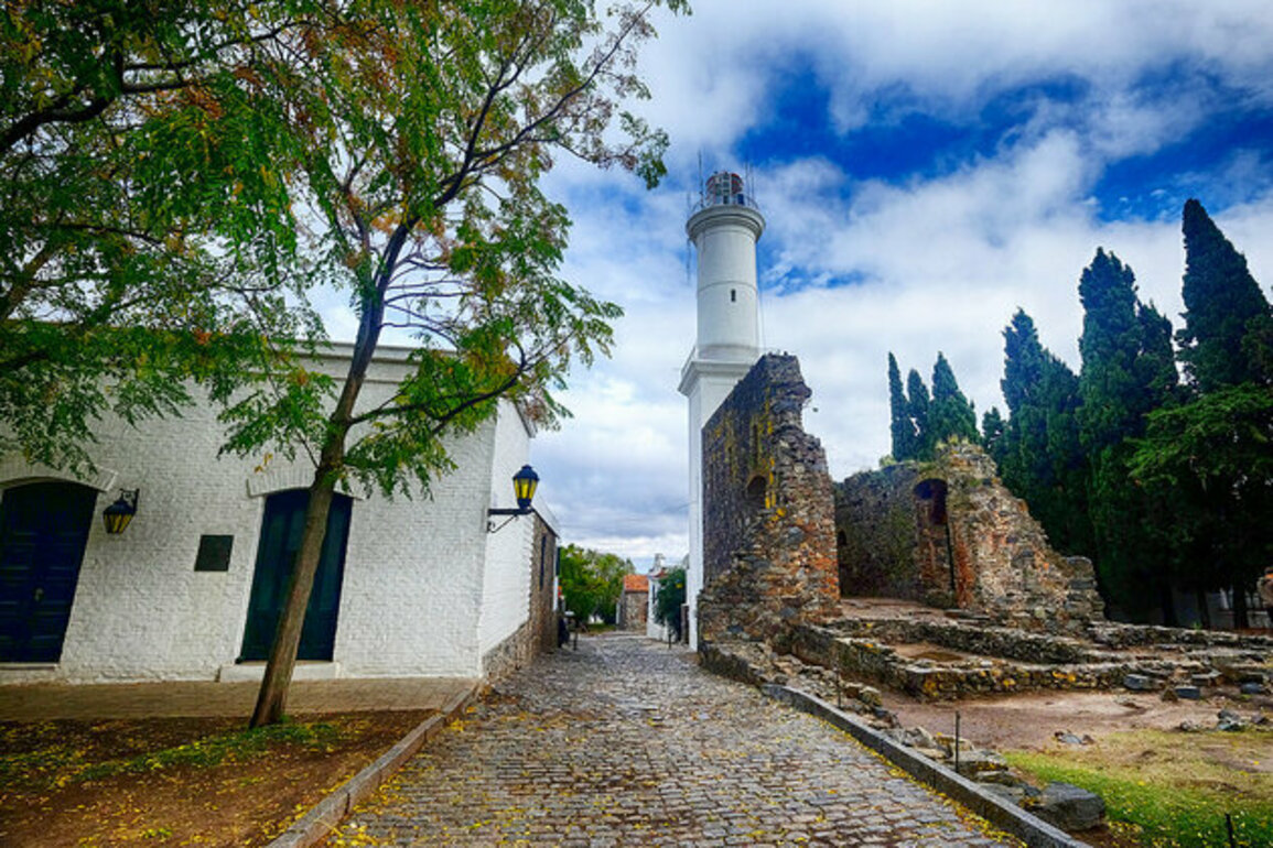 Heritage lives on in Colonia del Sacramento and Lijiang