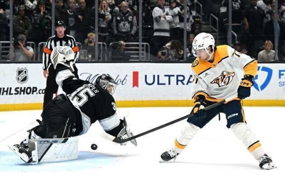 Kings can't afford slow start in playoff chase game vs. Maple Leafs