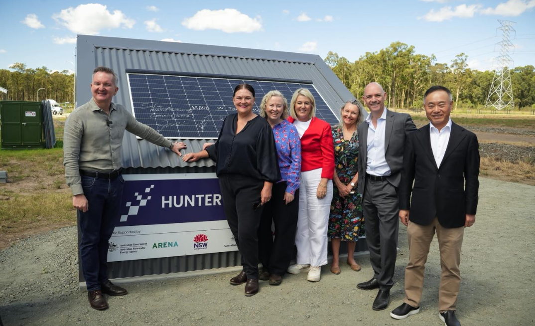Left to right: Chris Bowen MP, Meryl Swanson MP, Sharon Claydon MP, Yasmin Catley MP, Sonia Hornery MP, ARENA CEO Darren Miller, Sunman founder Dr Shi Zhengrong