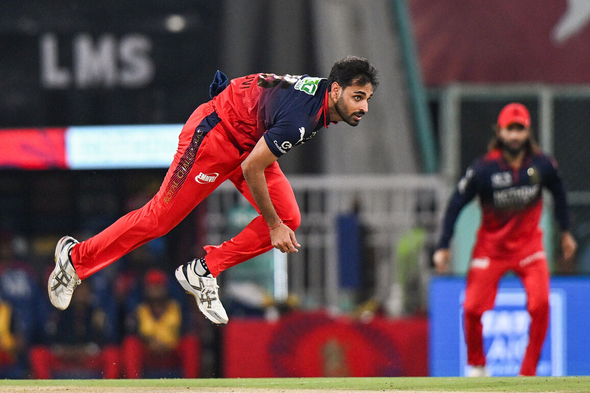 IPL 2026: Bhuvneshwar takes sixth three-wicket haul of season, leads Purple Cap race with 21 wickets
