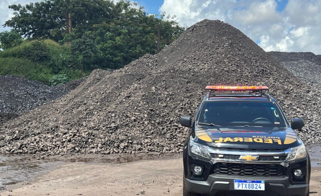 Manganês proveniente de garimpo apreendido pela PF
