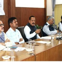 Union Minister Jitendra Singh convenes meeting of all science & technology institutes and reviews progress of institutes in Northeast