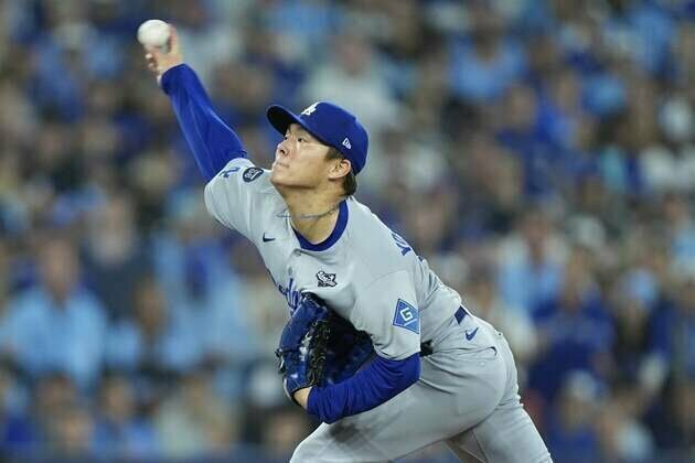 Line-drive DP seals Dodgers' win, sends World Series to Game 7
