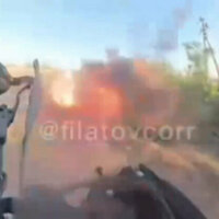WATCH Russian war correspondent dodge Ukrainian suicide drone