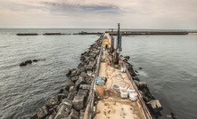  Bauer Spezialtiefbau together with BTR Bohrtechnik Roßwag was commissioned to undertaken the injection work to stabilise the harbour pier at Heligoland