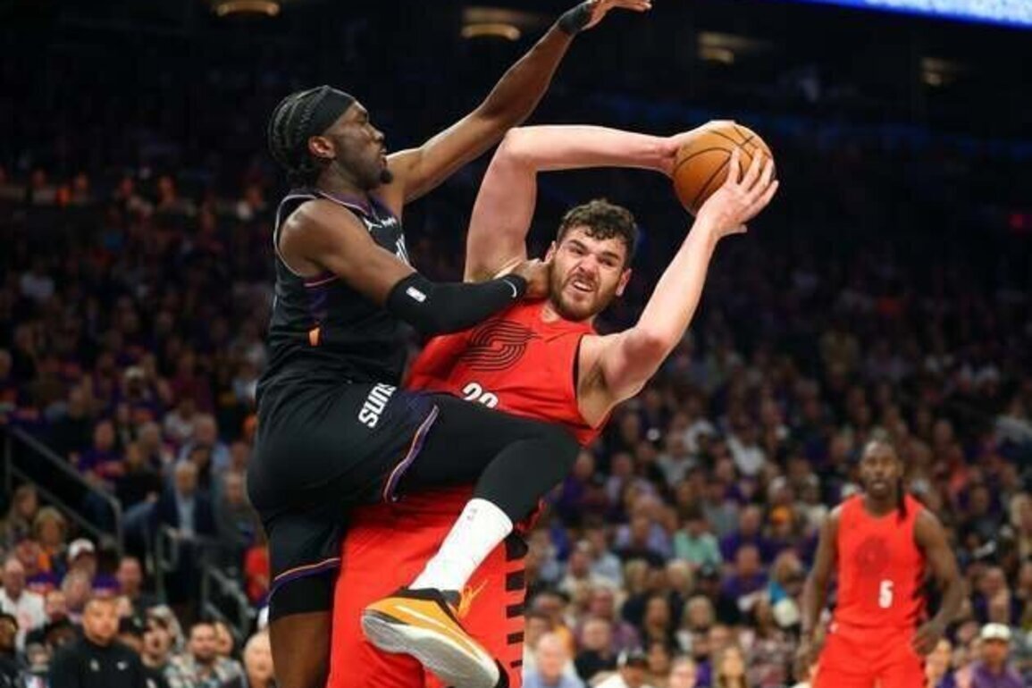 Deni Avdija's late heroics lift Blazers past Suns, into playoffs