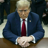 Trump questions Kievs use of US aid