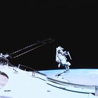 Retired extravehicular spacesuit returns to Earth via Shenzhou-20 spaceship