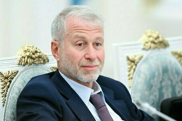 UK threatens to sue Russian tycoon over money for Ukraine