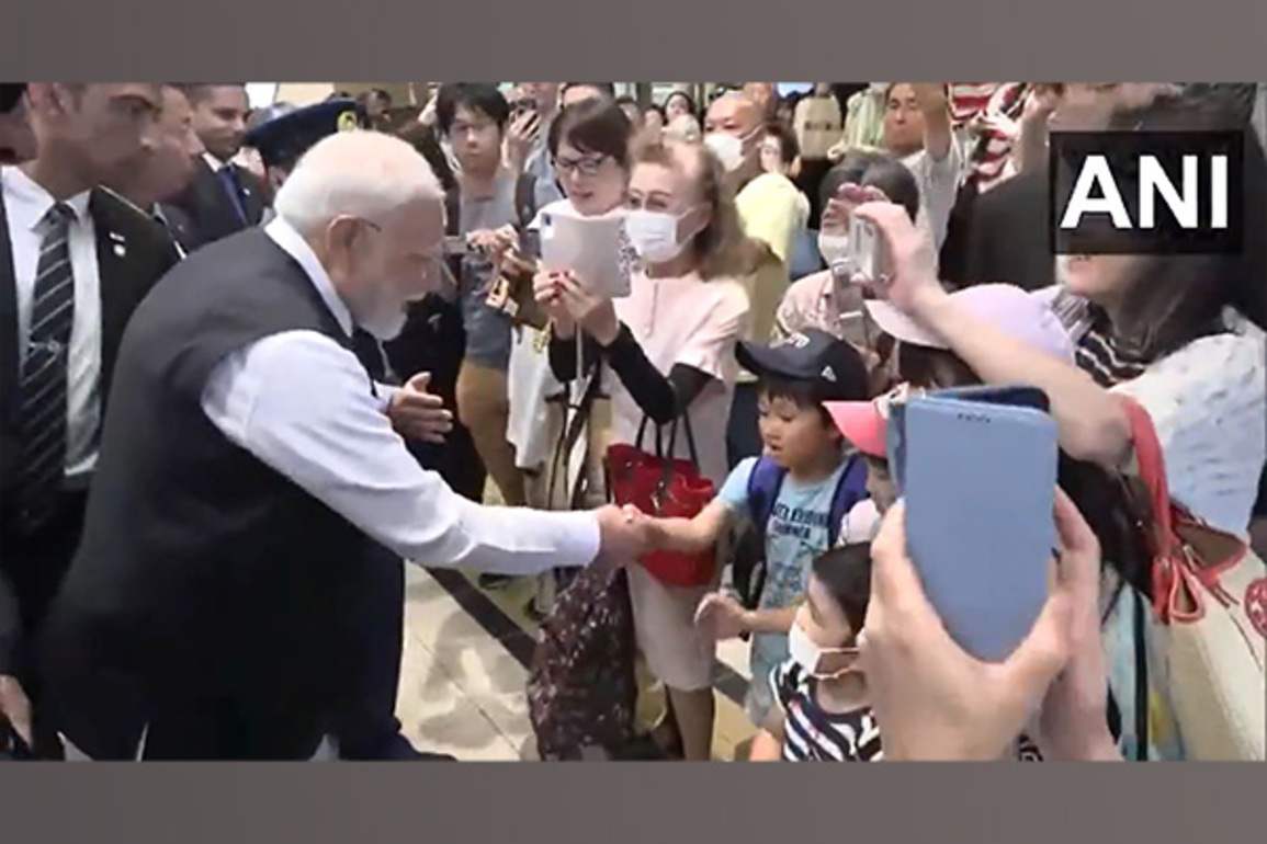 Locals in Japan cheer 'Modi San Welcome' as PM reaches Sendai