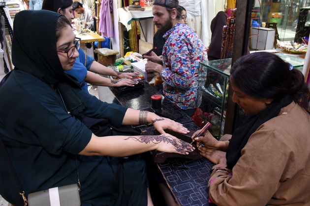 PAKISTAN-HENNA TATTOO-EID AL-FITR-PREPARATION