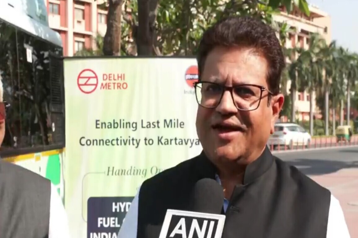 "Very small rise in fuel price revision": IOCL Director says company working round the clock to ensure full capacity availability