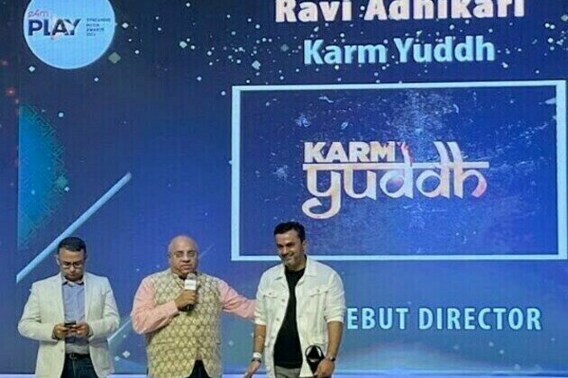 E4MPlay Streaming Media Awards 2023: Ravi Adhikari receives Best Debut Director Award