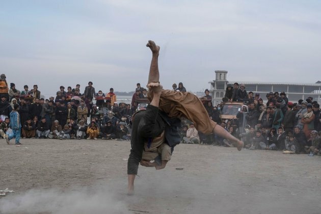 Traditional Wrestling Continues as a Friday Fixture in Kabul