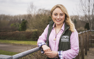 Welsh farmers bring farmyard to the classroom