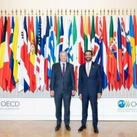 UAE, OECD Discuss Strengthening Partnership in Paris