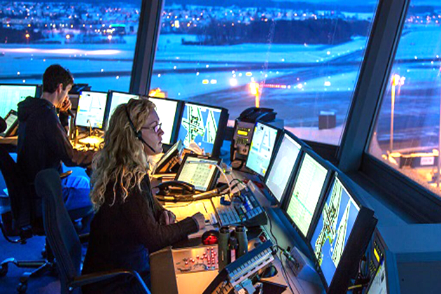 Air travel chaos grows in US as shutdown starves controllers of pay