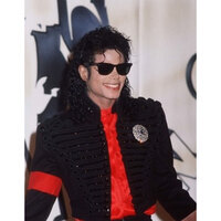 Michael Jackson's company scores legal victory as judge orders private arbitration in USD 200 million lawsuit