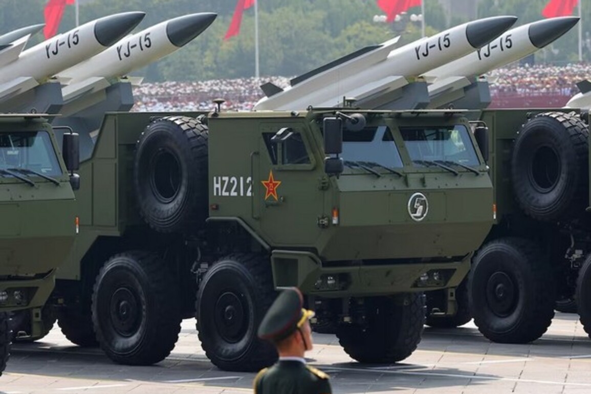 Missiles reign in Xi's Parade