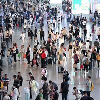 Update: China records 5.6 pct rise in inter-regional trips during Qingming Festival holiday