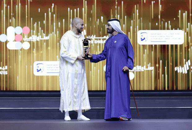 Mohammed bin Rashid crowns Ahmed Zainoun of Morocco as leading Arab Hope Maker