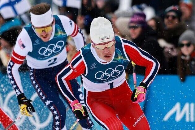 Ben Ogden (silver) wins 1st US men's cross-country skiing medal in 50 years in sprint