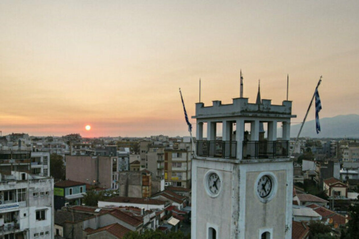Bulgarian Citizen Arrested in Komotini for Burning Greek Flag