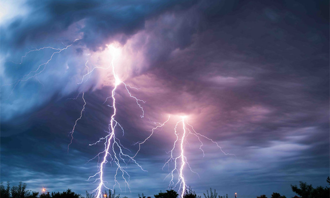 Lightning strike leaves 20 dead in Congolese capital Lightning strike leaves 20 dead in Congolese capital
