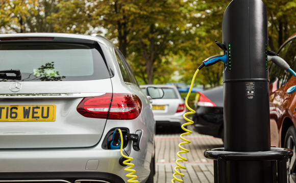 Rapid EV chargers to get 'pay as you go' treatment
