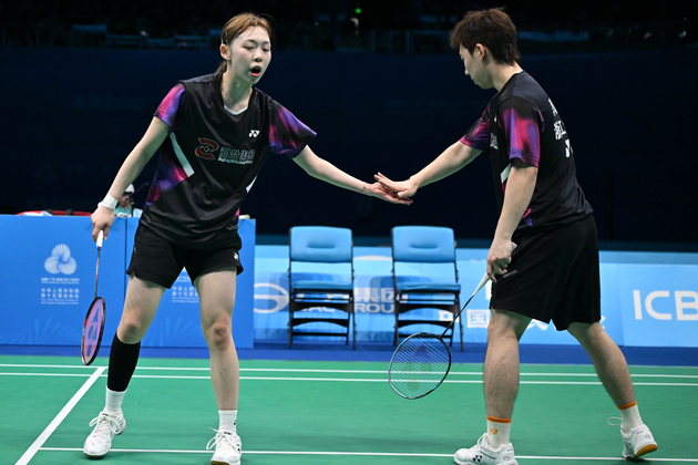 (SP)CHINA-15TH NATIONAL GAMES-BADMINTON-MIXED DOUBLES-BRONZE MEDAL MATCH (CN)