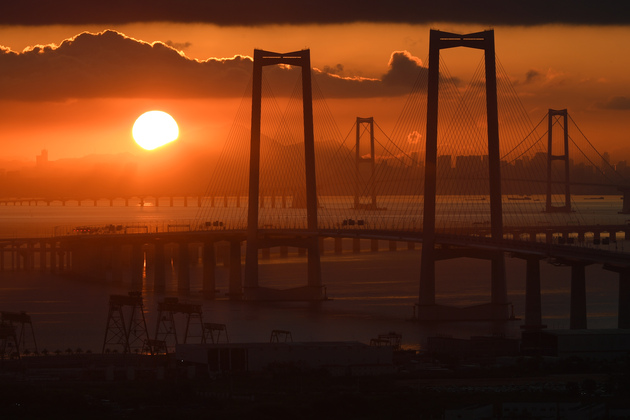 CHINA-GUANGDONG-SHENZHEN-ZHONGSHAN LINK-SUNRISE (CN)