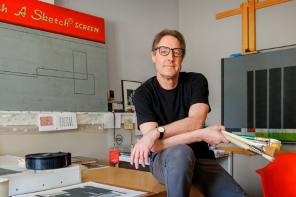 This CCO Splits His Studio Time Between Campaigns and Fine Art