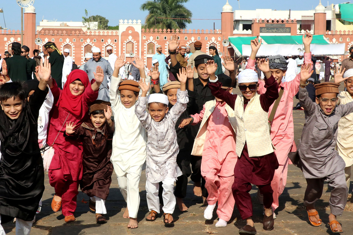 INDIA-MADHYA PRADESH-BHOPAL-EID AL-FITR